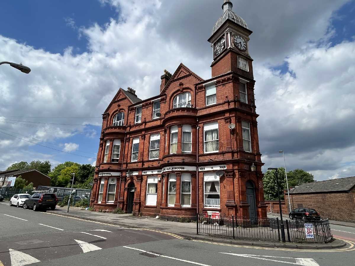 Marlborough+Public+House+(Now+permanently+closed)