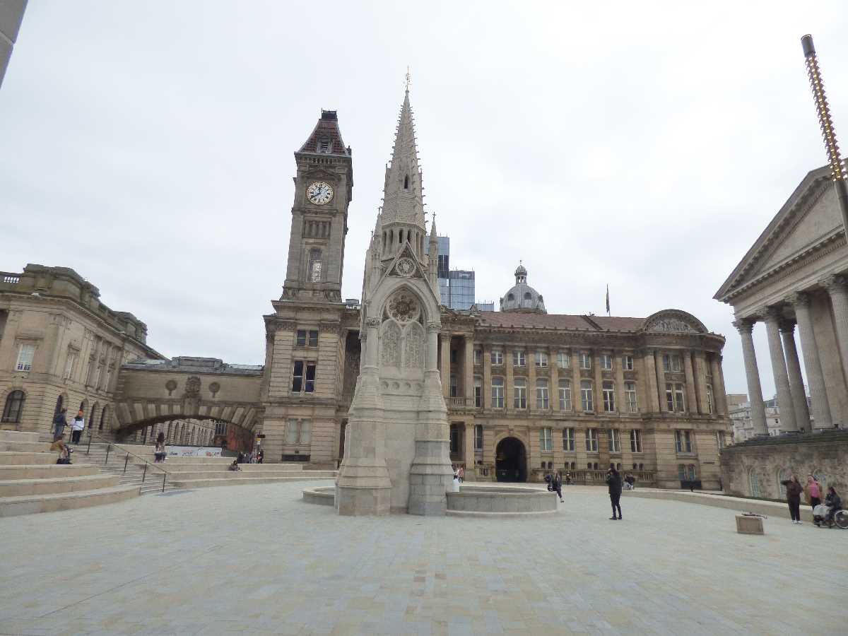 Chamberlain Square - places to visit mapped for you