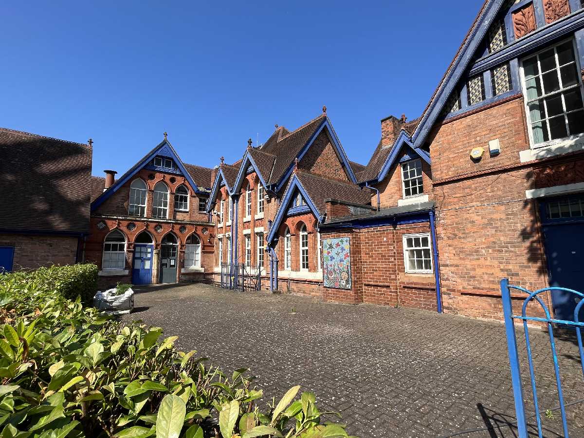 Ladypool+Primary+School