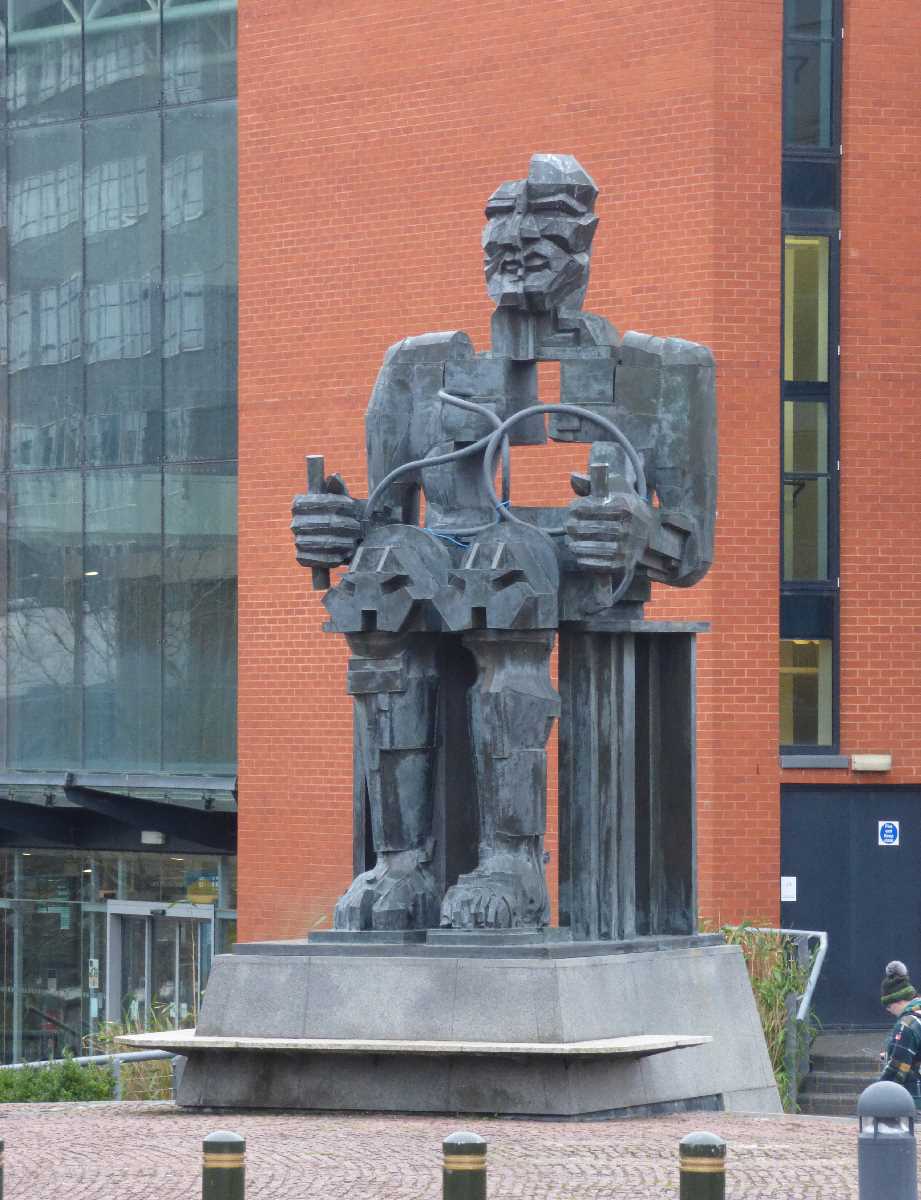 Faraday statue by Sir Eduardo Paolozzi at the University of Birmingham