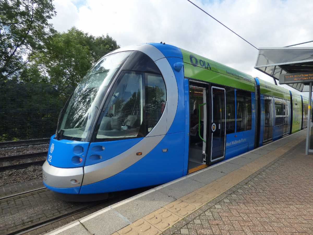 Winson+Green+Outer+Circle+Tram+Stop